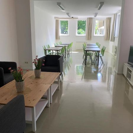 Jugendgaestehaus Studentenwohnheim Steyr Extérieur photo