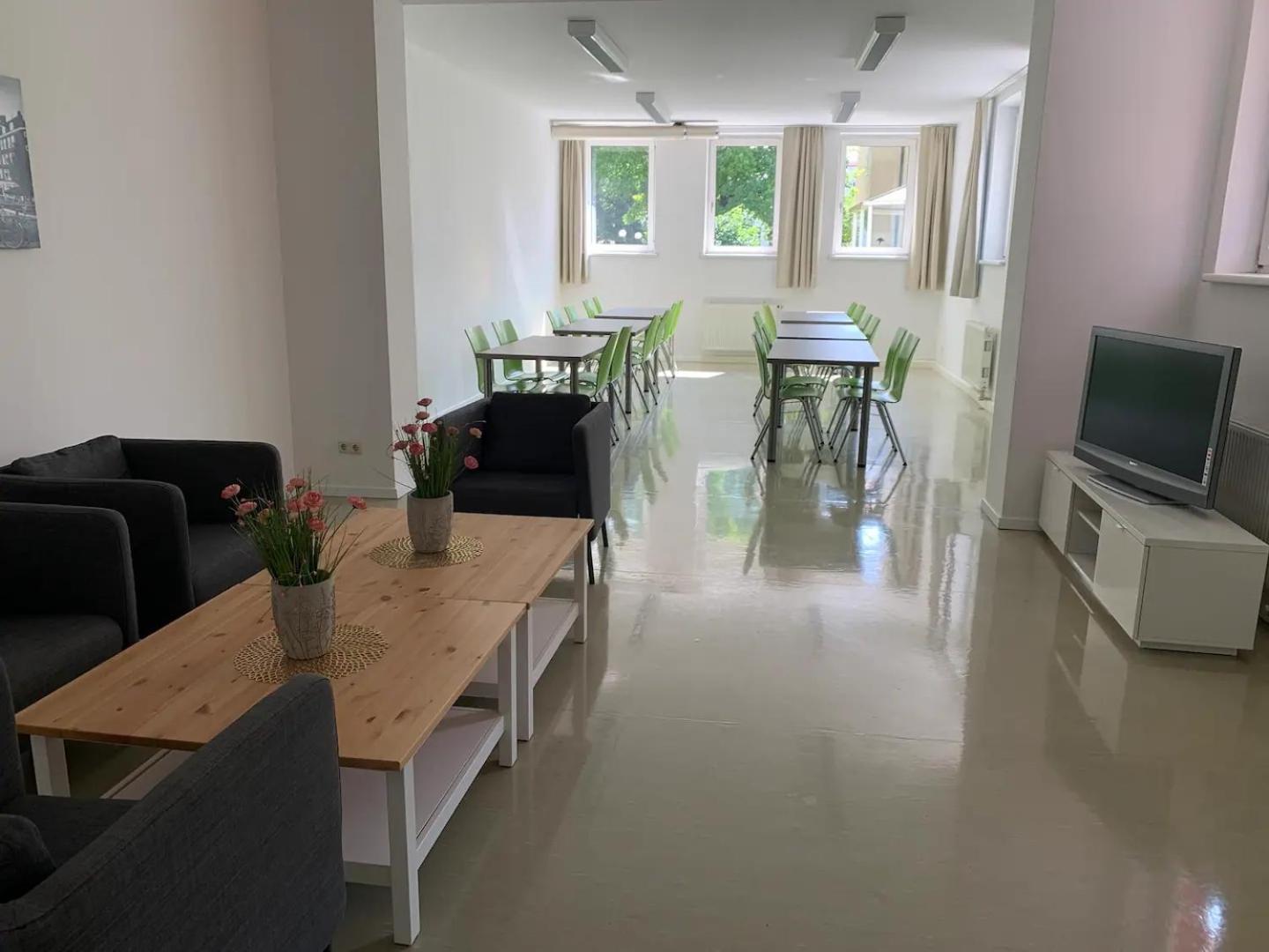 Jugendgaestehaus Studentenwohnheim Steyr Extérieur photo